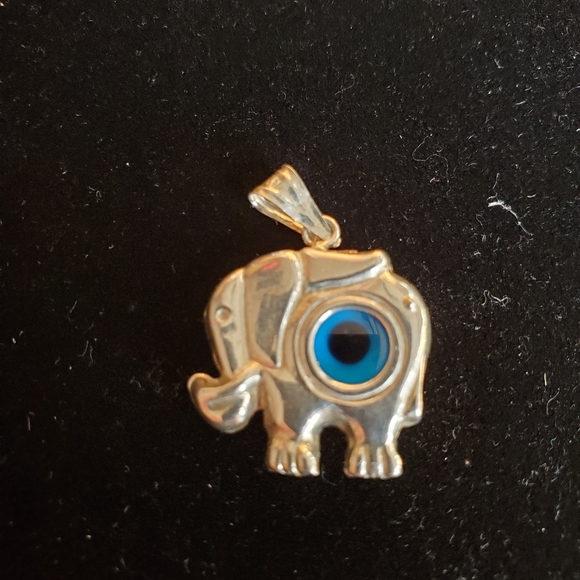 925 Evil Eye Elephant Pendant - Picture 4 of 4